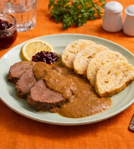 Svíčková, a cseh vadas knédlivel